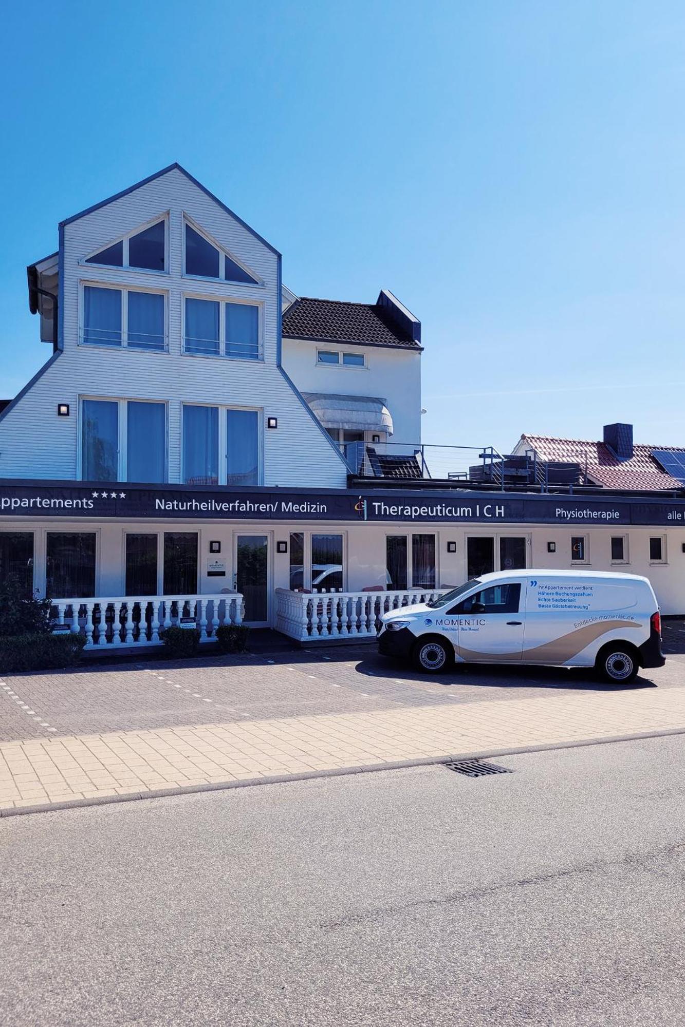 Ferienwohnung Mit Meerblick Und Terrasse - Nur 50 Meter Zum Strand - Inklusive Eigenem Parkplatz Und Fahrradunterstellplatz Sierksdorf Kültér fotó